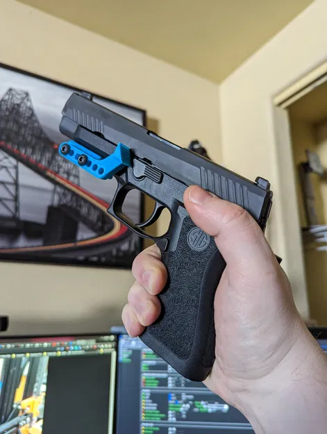 Bàn Đạp Ga "Poverty Pedal" Gắn Súng Lục - Image 2