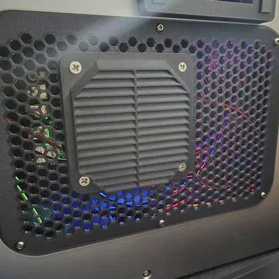 Tấm Che Mainboard Qidi Plus 4 Có Quạt 80mm và Ống Dẫn