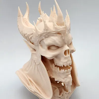 Tượng Đầu Vua Quỷ