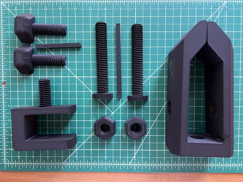 Con Ngựa Khâu Da Cho Đồ Da - Image 3