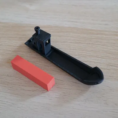 Benchy Chở Container