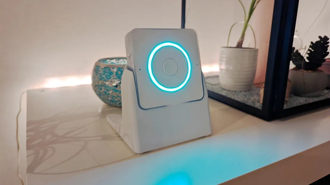 Chân đế thời trang cho phiên bản xem trước Trợ lý Giọng nói của Nabu Casa - Image 1