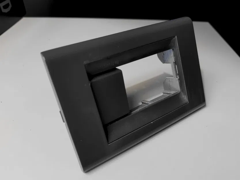 Khung Gắn Bticino Living Classic V3.1 - Image 3