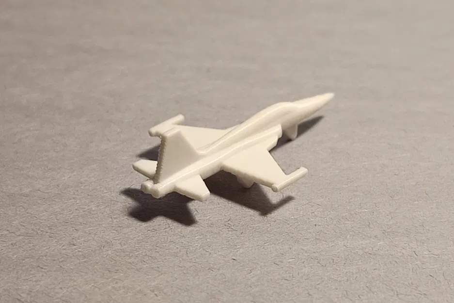 F-5E Tiger II Micro Jet Fighter In-the-Box - Image 2