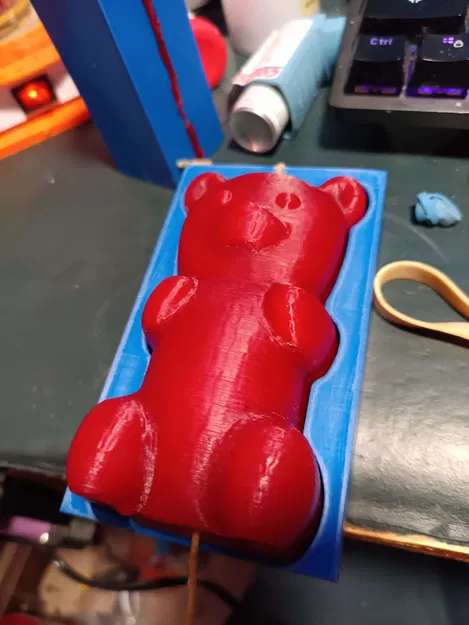 Khuôn Nến Hình Gummy Bear - Image 1