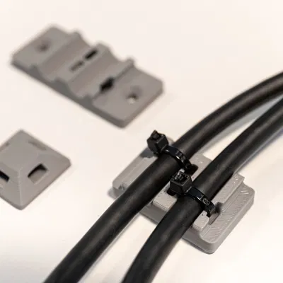 Quản lý dây cáp bàn làm việc - Kẹp giữ dây rút