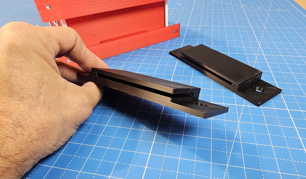 Chuồng chim nhà kho màu đỏ - Image 6