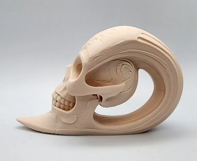 Tượng Đầu Lâu Kéo Dài Độc Đáo - Image 3