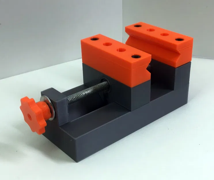 Máy Kẹp Vạn Năng Nhỏ Gọn Hoặc Ê Tô Xách Tay - Image 7