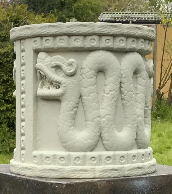 Chậu cây rắn Aztec - Image 3