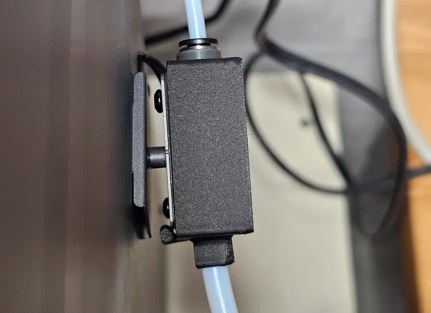 Remix - Thêm kẹp - Bộ nối ống Bowden PTFE cho Cảm biến Filament Carbon Elegoo Centauri - Image 1