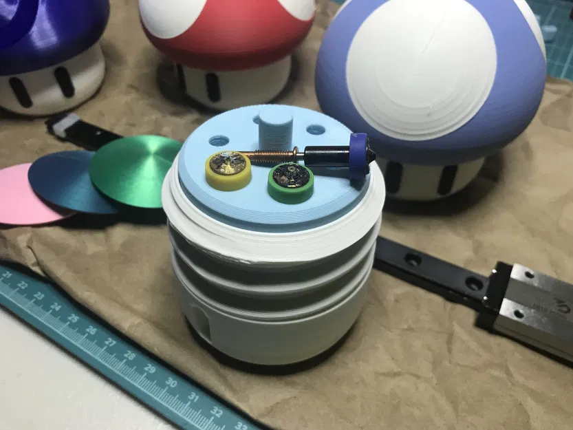 Chỗ cất đầu phun Revo cho hộp nấm - Image 1