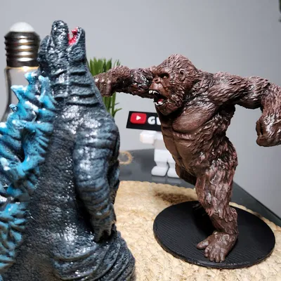 Mô Hình King Kong Đánh Nhau Với Godzilla