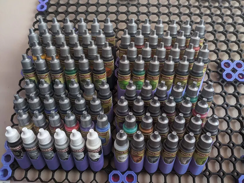 Giá đỡ sơn Multiboard/Pegboard 24 chai (25mm) có khe cắt nhãn - Cho Vallejo, Army Painter, v.v. - Image 1