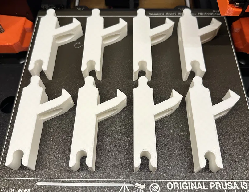 Móc Treo Nón Lưỡi Trai Lên Tường "Quick n' Dirty" - Image 1