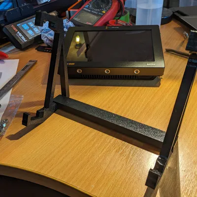 Chân Đế Màn Hình Video Assist Blackmagic 7 inch