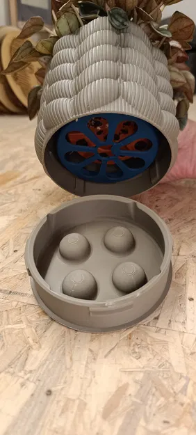 Chậu Treo Tường 1.3 (Knitten) - Image 3