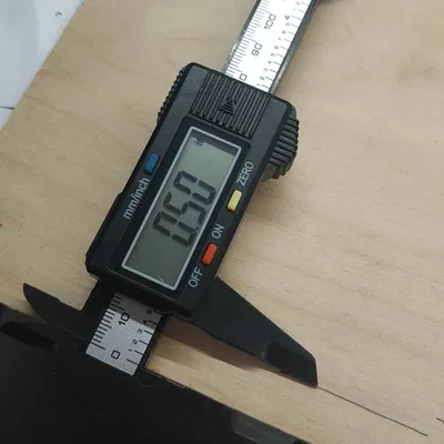 Thước vẽ đường thẳng