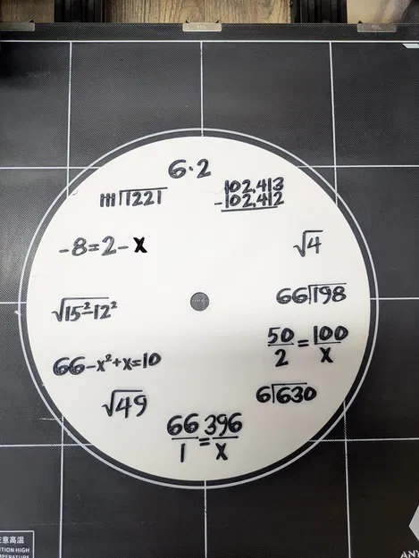 Đồng hồ Toán học - Phiên bản Chữ Nổi - Image 1