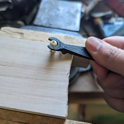 Dụng Cụ Kéo Chốt Cầu Đàn Guitar Acoustic