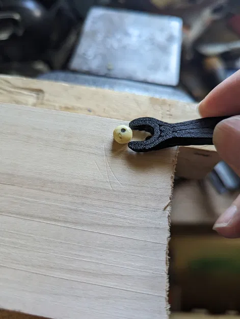 Dụng Cụ Kéo Chốt Cầu Đàn Guitar Acoustic - Image 3