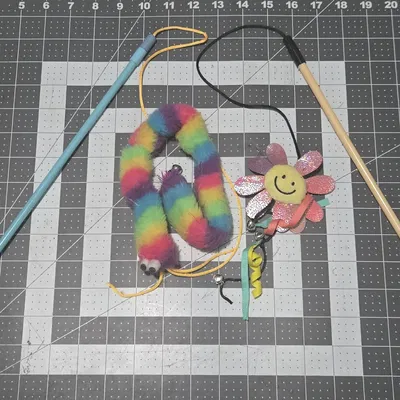 Phụ tùng sửa chữa và chuyển đổi đồ chơi cây roi cho mèo