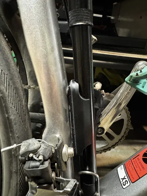 Giá đỡ bình nước cho dụng cụ khí nén chuyên dụng - Image 2