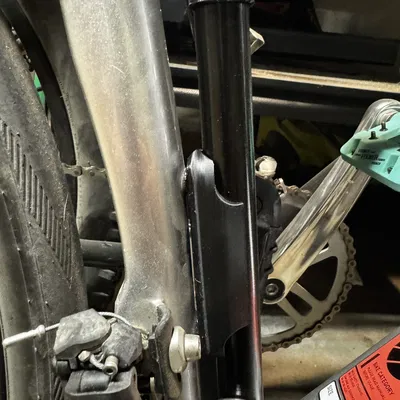 Giá đỡ bình nước cho dụng cụ khí nén chuyên dụng