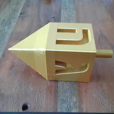 Dreidel in 3D hiện đại