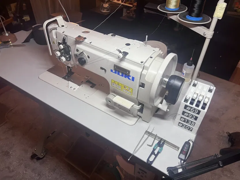 Khay Đựng Suốt Chỉ Kiểu U Xếp Chồng Juki 1508 Juki 563 - Image 5