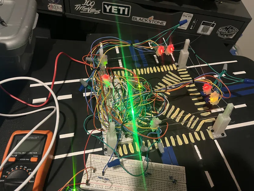 Đèn Giao Thông Treo - Image 1