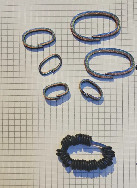 Khoá Carabiner Dẹp Có Vòng - Image 2