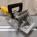 Tay nắm máy ghép tấm Dewalt - DW683 - Thumbnail 2