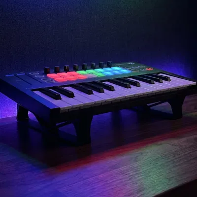 Chân đế / Chân / Riser cho Novation LaunchKey Mini