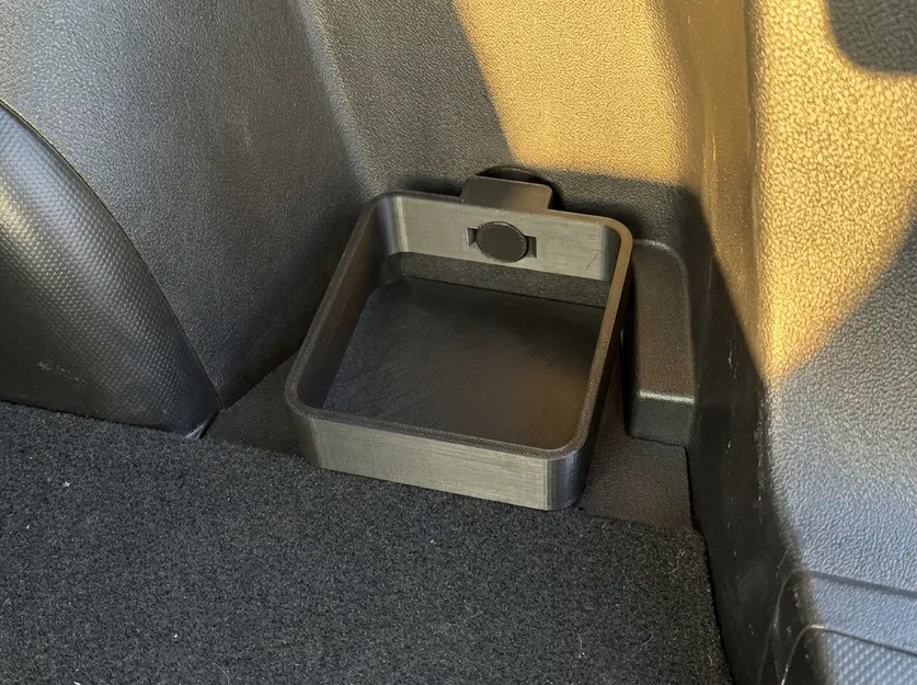 Giá đỡ chai dầu 2 lít cho Subaru Crosstrek 2020 - Image 1