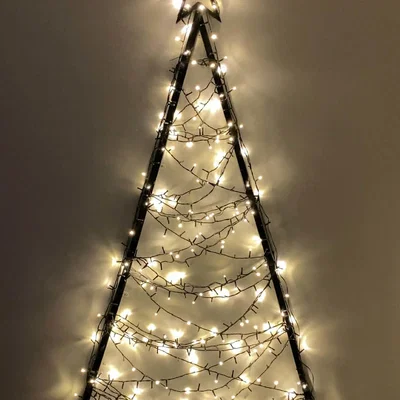 Cây Thông Noel Treo Tường (Chống Chó haha)