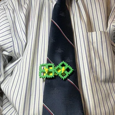 Kẹp Cà Vạt / Đồ Chơi Fidget Bánh Răng Vuông