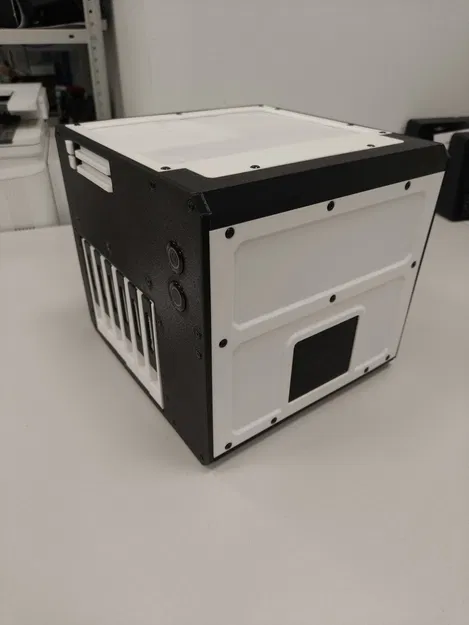 Case MiniITX PC NAS cho 8 ổ cứng (6*3.5" + 2*2.5") - Image 3