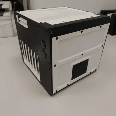 Case MiniITX PC NAS cho 8 ổ cứng (6*3.5" + 2*2.5")