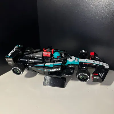 Chân đế Lego F1