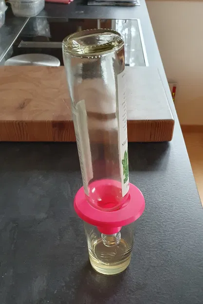 Giá đỡ chai để dùng cạn - Image 1