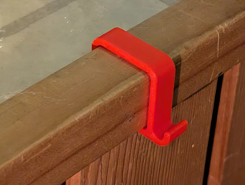 Kẹp treo đèn Giáng Sinh cho góc ngoài 1" - Image 1