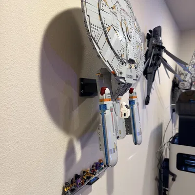 Giá Treo Tường Lego Star Trek Enterprise