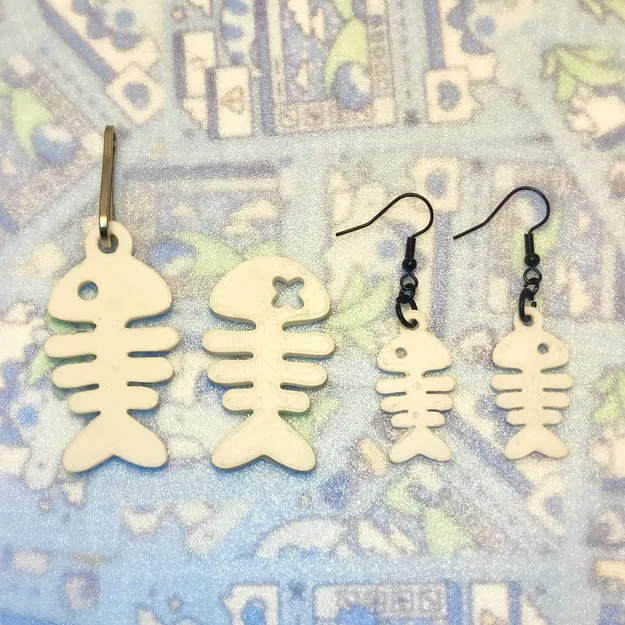 Móc Khóa / Bông Tai / Cài Áo Hình Xương Cá - Image 1