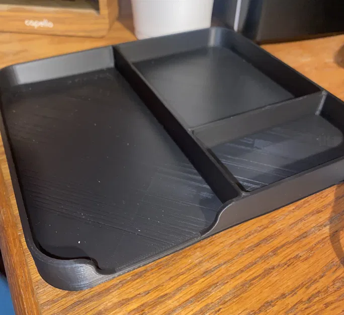 Khay Đựng Đồ Đầu Giường Gọn Gàng - Image 1