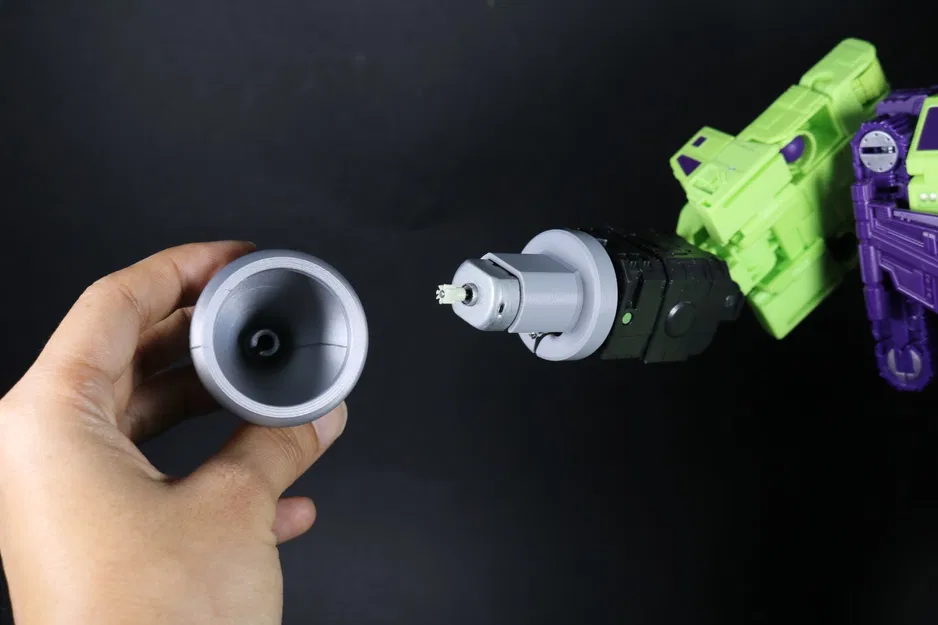 Tay khoan có động cơ cho Transformers SS86 Devastator - Image 3