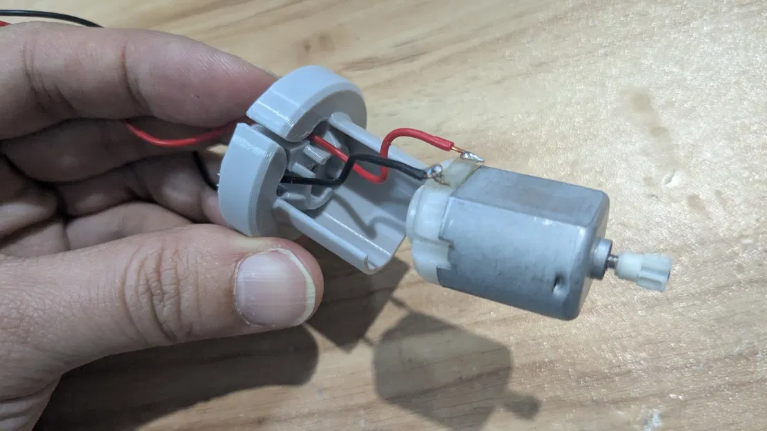 Tay khoan có động cơ cho Transformers SS86 Devastator - Image 4