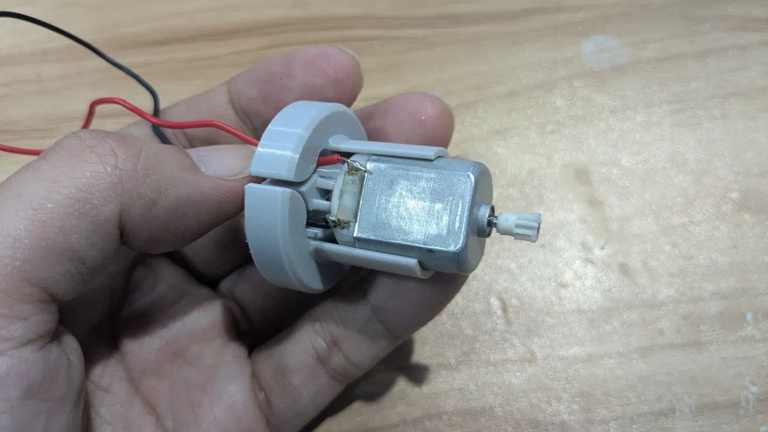 Tay khoan có động cơ cho Transformers SS86 Devastator - Image 6