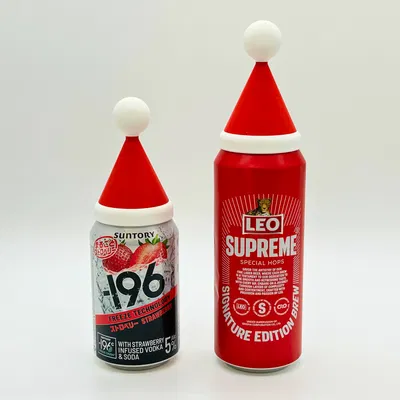 Nón Santa Đội Lên Lon Nước