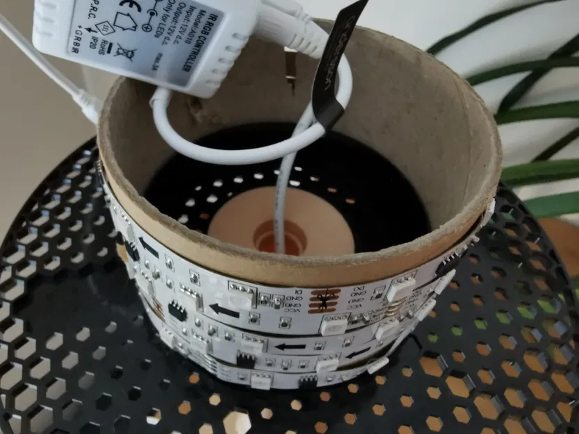 Đèn bàn Tái chế Lõi Nhựa - Image 8